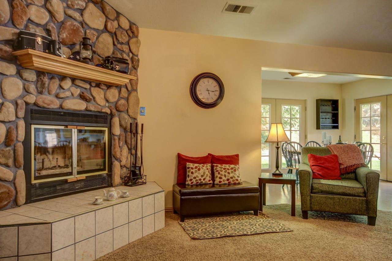 Pecan Point By Kabino Mountain Trail Access Foosball Table Private Yard Firepit Wifi Grill Hurricane Eksteriør billede